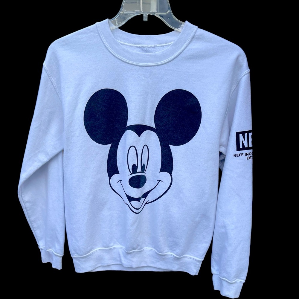 Vintage Mickey Mouse Disney Neff collectible Vintage sweatshirt/size Adult Small